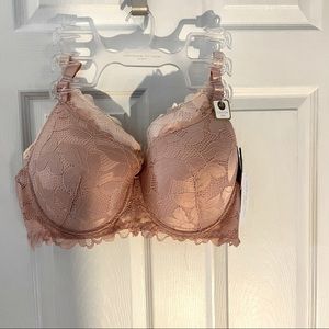 2 Pack of size 42D bras